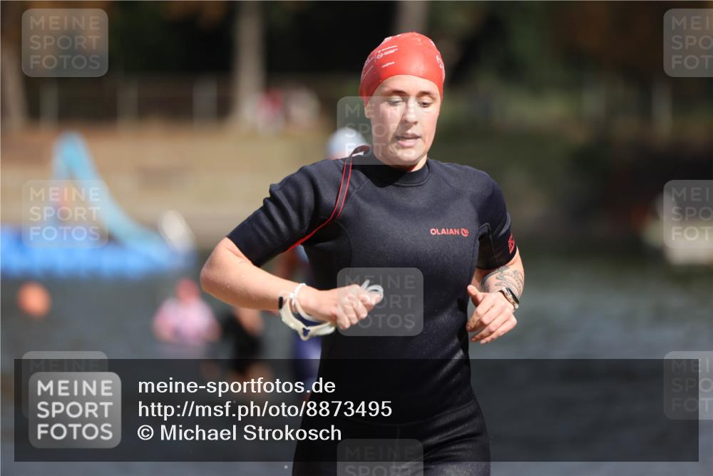 14.09.2025 - Stadtparktriathlon Michael Strokosch http://msf.ph/oto/8873495 14.09.2025 12:14:01 Schwimmen 1236, 1237, 1288, 1290 meine-sportfotos.de