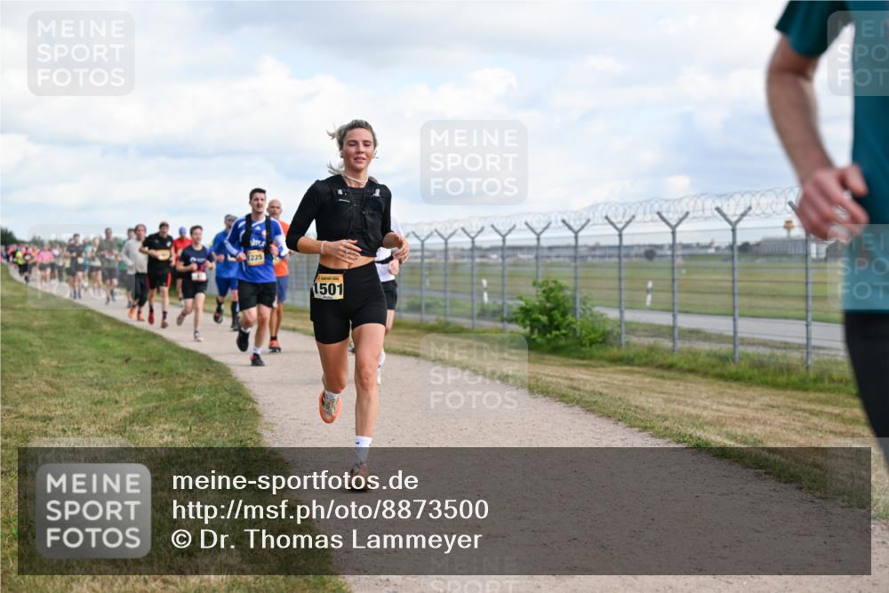 14.09.2025 - Airport Race Dr. Thomas Lammeyer http://msf.ph/oto/8873500 14.09.2025 12:18:14 Laufen 1225, 1501 meine-sportfotos.de