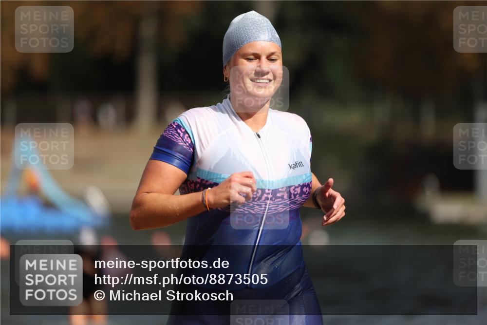 14.09.2025 - Stadtparktriathlon Michael Strokosch http://msf.ph/oto/8873505 14.09.2025 12:14:04 Schwimmen 1237, 1288, 1290 meine-sportfotos.de