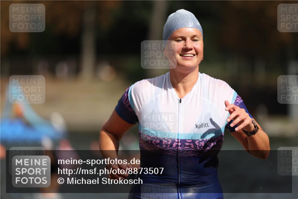 14.09.2025 - Stadtparktriathlon Michael Strokosch http://msf.ph/oto/8873507 14.09.2025 12:14:04 Schwimmen 1237, 1288, 1290 meine-sportfotos.de