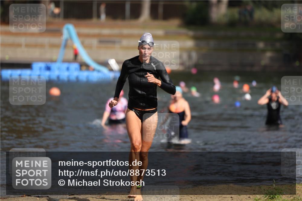 14.09.2025 - Stadtparktriathlon Michael Strokosch http://msf.ph/oto/8873513 14.09.2025 12:14:10 Schwimmen 1248, 1290 meine-sportfotos.de