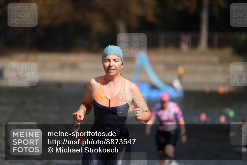 14.09.2025 - Stadtparktriathlon Michael Strokosch http://msf.ph/oto/8873547 14.09.2025 12:14:22 Schwimmen 1248, 1279, 1316 meine-sportfotos.de