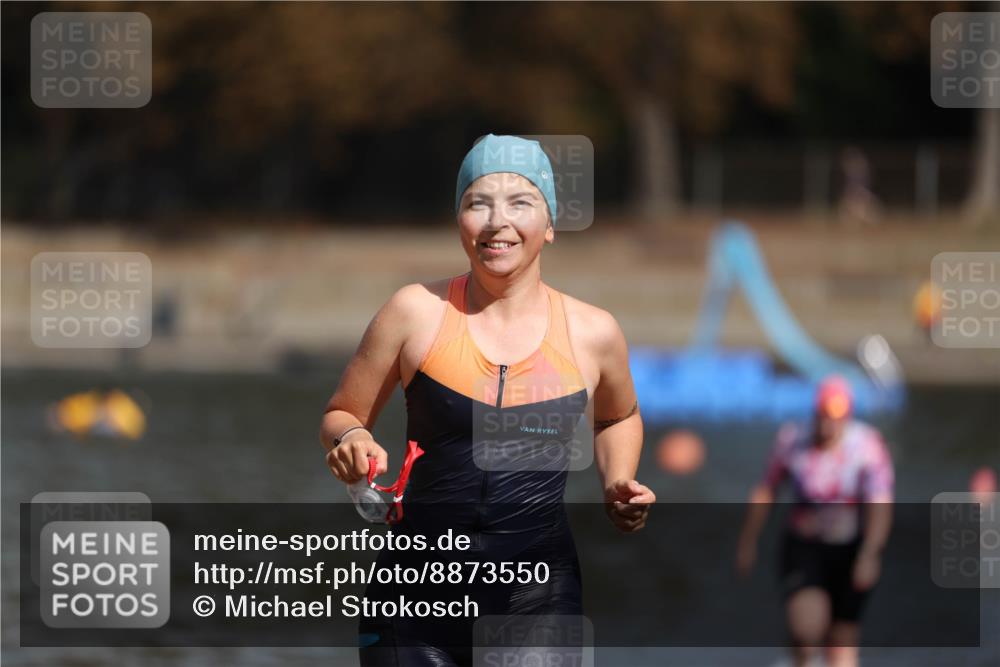 14.09.2025 - Stadtparktriathlon Michael Strokosch http://msf.ph/oto/8873550 14.09.2025 12:14:22 Schwimmen 1248, 1279, 1316 meine-sportfotos.de