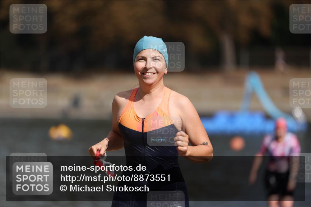 14.09.2025 - Stadtparktriathlon Michael Strokosch http://msf.ph/oto/8873551 14.09.2025 12:14:23 Schwimmen 1248, 1279, 1316 meine-sportfotos.de