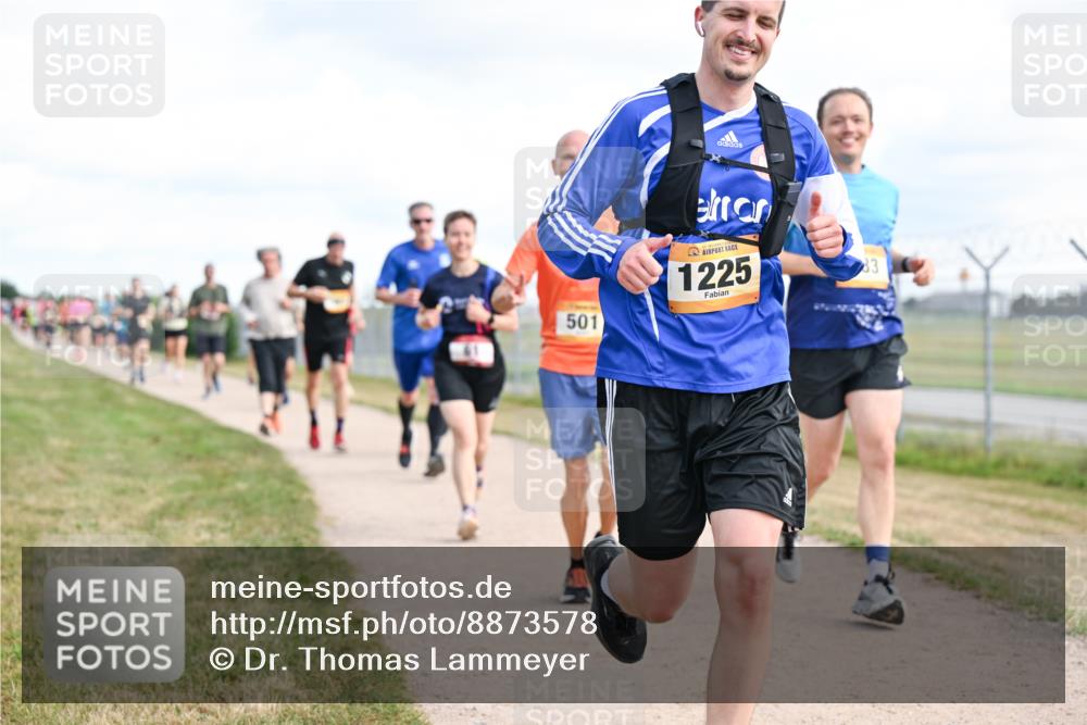 14.09.2025 - Airport Race Dr. Thomas Lammeyer http://msf.ph/oto/8873578 14.09.2025 12:18:18 Laufen 501, 1225, 83 meine-sportfotos.de