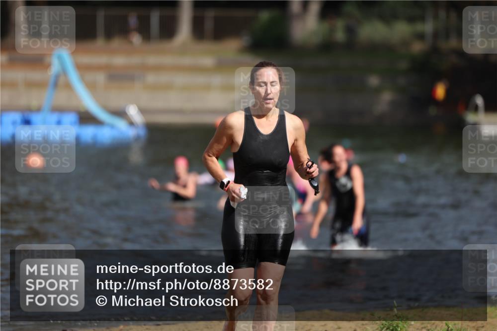 14.09.2025 - Stadtparktriathlon Michael Strokosch http://msf.ph/oto/8873582 14.09.2025 12:14:32 Schwimmen 1279, 1316 meine-sportfotos.de