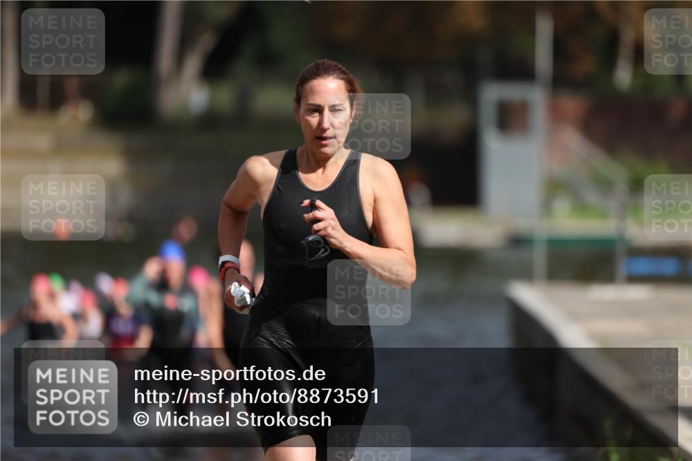 14.09.2025 - Stadtparktriathlon Michael Strokosch http://msf.ph/oto/8873591 14.09.2025 12:14:34 Schwimmen 1316 meine-sportfotos.de