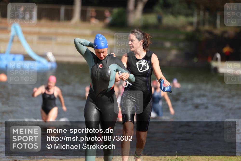 14.09.2025 - Stadtparktriathlon Michael Strokosch http://msf.ph/oto/8873602 14.09.2025 12:14:42 Schwimmen 1268, 1272, 1299, 1307, 1315 meine-sportfotos.de