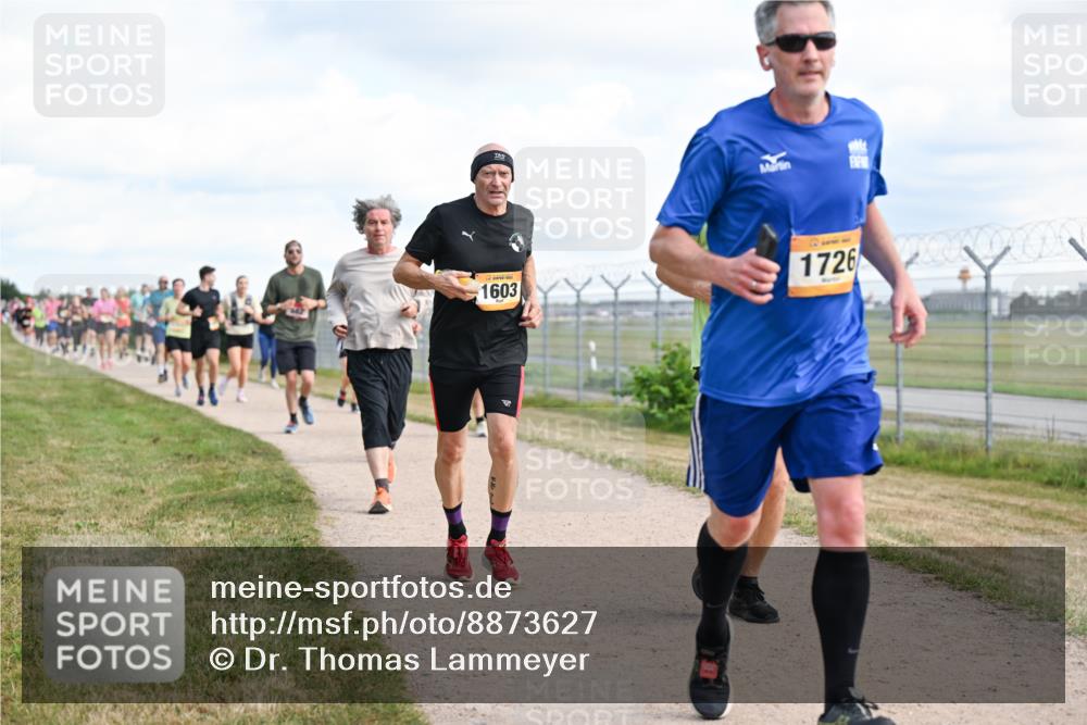 14.09.2025 - Airport Race Dr. Thomas Lammeyer http://msf.ph/oto/8873627 14.09.2025 12:18:21 Laufen 1603, 1726 meine-sportfotos.de