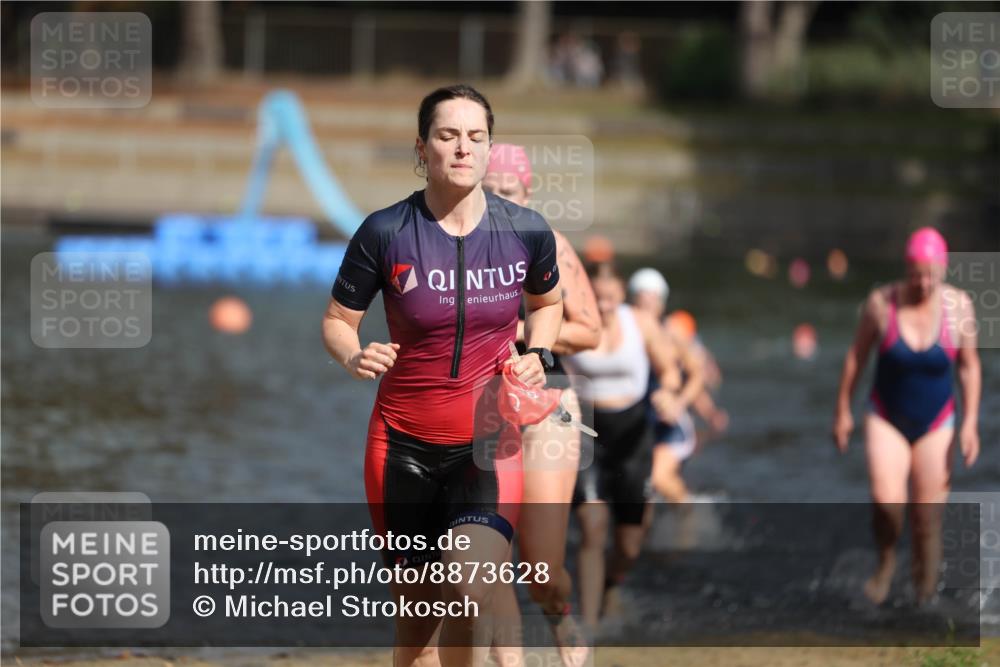 14.09.2025 - Stadtparktriathlon Michael Strokosch http://msf.ph/oto/8873628 14.09.2025 12:14:49 Schwimmen 1268, 1272, 1273, 1299, 1303, 1307, 1308, 1315 meine-sportfotos.de