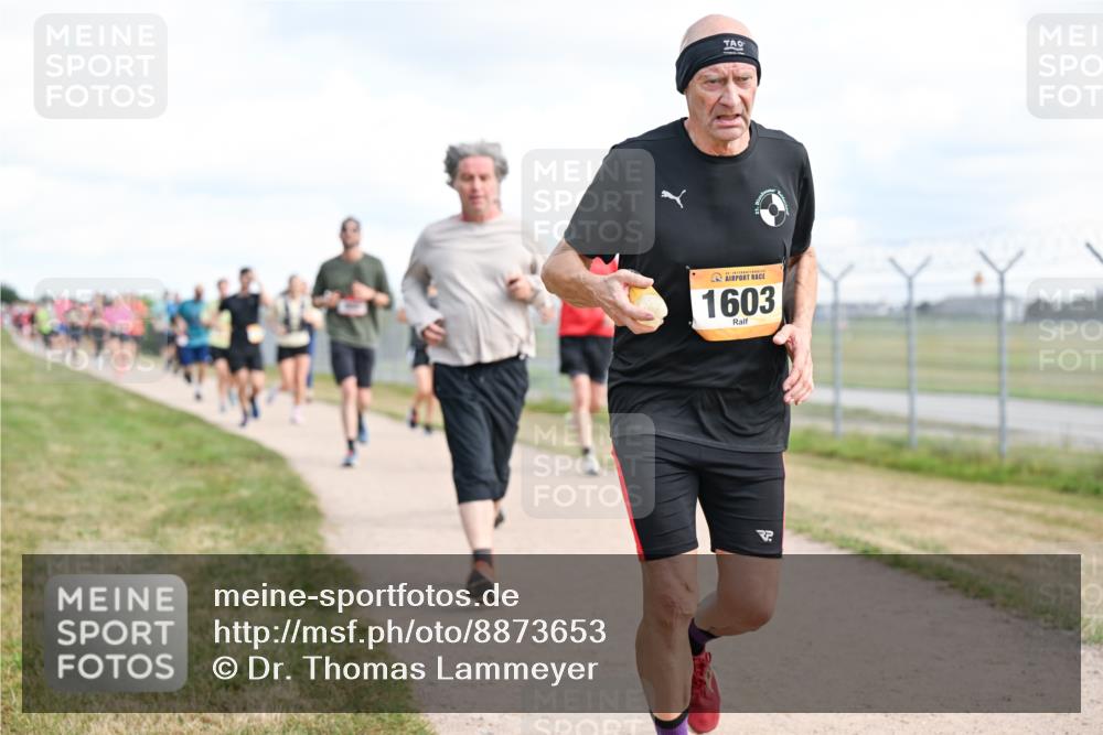 14.09.2025 - Airport Race Dr. Thomas Lammeyer http://msf.ph/oto/8873653 14.09.2025 12:18:22 Laufen 1603 meine-sportfotos.de