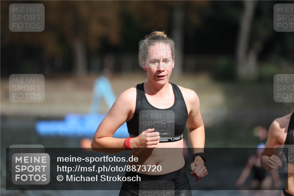 14.09.2025 - Stadtparktriathlon Michael Strokosch http://msf.ph/oto/8873720 14.09.2025 12:15:15 Schwimmen 1232, 1295 meine-sportfotos.de