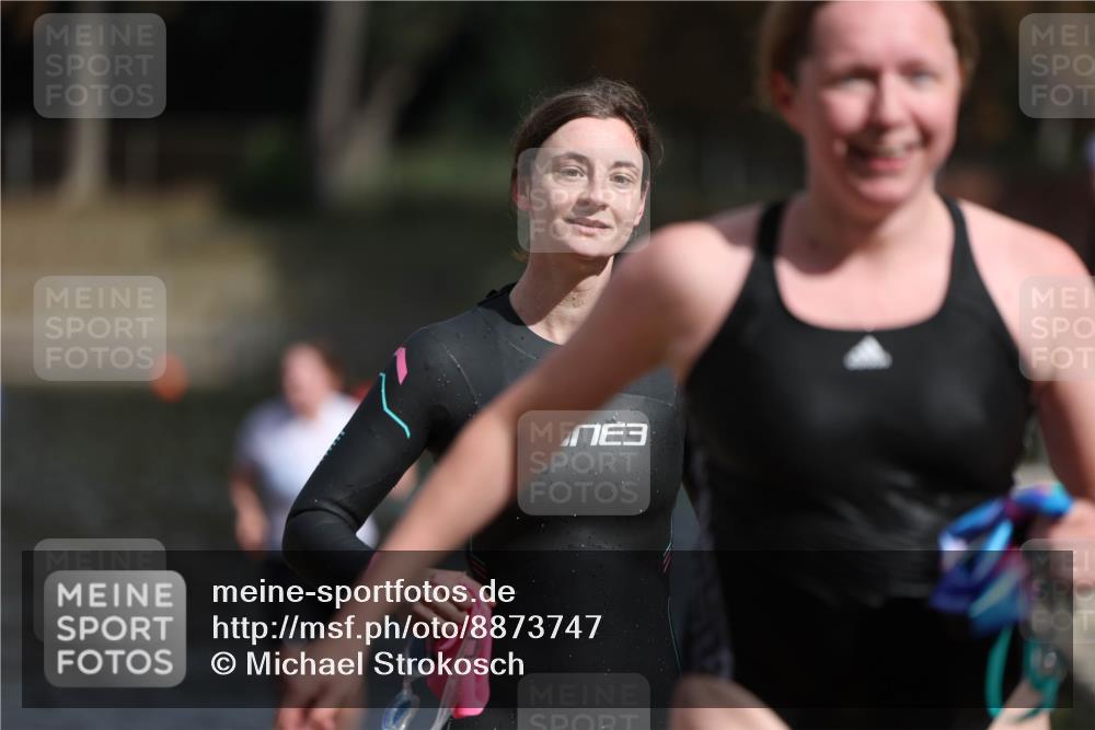 14.09.2025 - Stadtparktriathlon Michael Strokosch http://msf.ph/oto/8873747 14.09.2025 12:15:32 Schwimmen 1228, 1241, 1278, 1285 meine-sportfotos.de