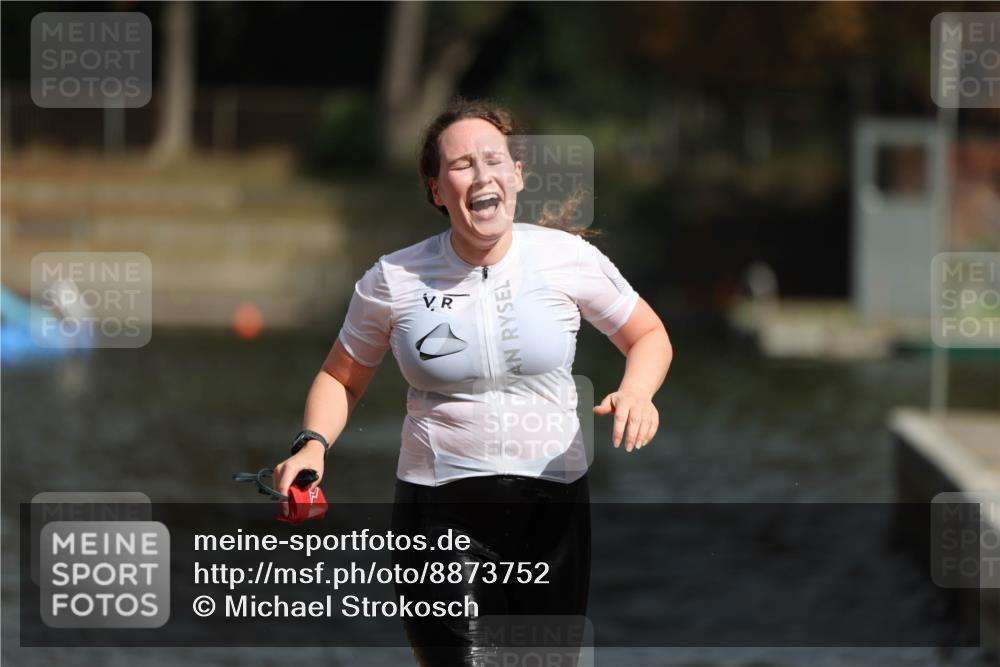 14.09.2025 - Stadtparktriathlon Michael Strokosch http://msf.ph/oto/8873752 14.09.2025 12:15:35 Schwimmen 1278 meine-sportfotos.de