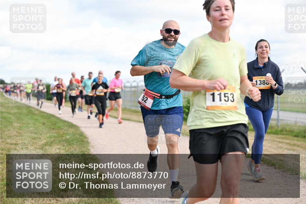 14.09.2025 - Airport Race Dr. Thomas Lammeyer http://msf.ph/oto/8873770 14.09.2025 12:18:30 Laufen 52, 1153, 1386 meine-sportfotos.de