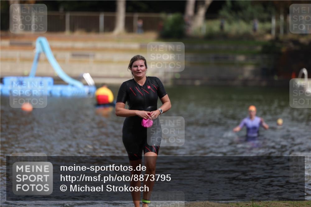 14.09.2025 - Stadtparktriathlon Michael Strokosch http://msf.ph/oto/8873795 14.09.2025 12:16:53 Schwimmen 1246 meine-sportfotos.de