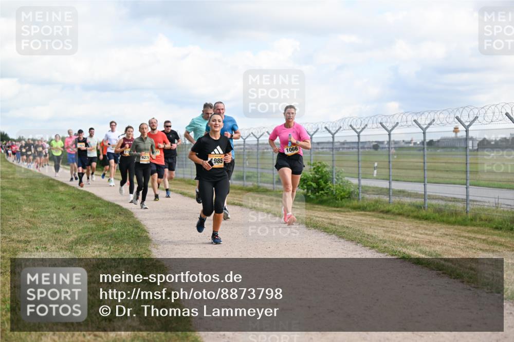 14.09.2025 - Airport Race Dr. Thomas Lammeyer http://msf.ph/oto/8873798 14.09.2025 12:18:32 Laufen 4274, 1066, 985 meine-sportfotos.de