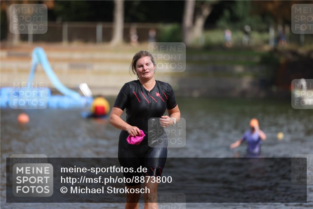 14.09.2025 - Stadtparktriathlon Michael Strokosch http://msf.ph/oto/8873800 14.09.2025 12:16:55 Schwimmen 1246 meine-sportfotos.de