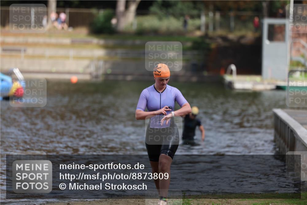 14.09.2025 - Stadtparktriathlon Michael Strokosch http://msf.ph/oto/8873809 14.09.2025 12:17:11 Schwimmen 1309 meine-sportfotos.de
