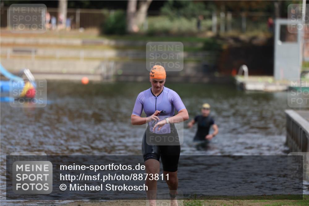14.09.2025 - Stadtparktriathlon Michael Strokosch http://msf.ph/oto/8873811 14.09.2025 12:17:11 Schwimmen 1309 meine-sportfotos.de