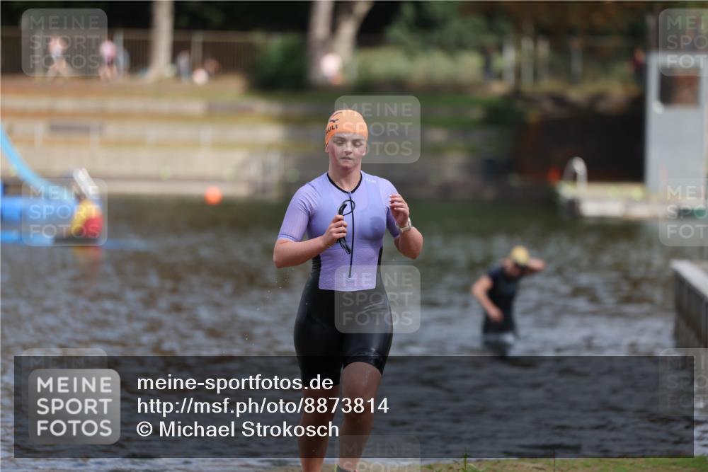 14.09.2025 - Stadtparktriathlon Michael Strokosch http://msf.ph/oto/8873814 14.09.2025 12:17:12 Schwimmen 1309 meine-sportfotos.de