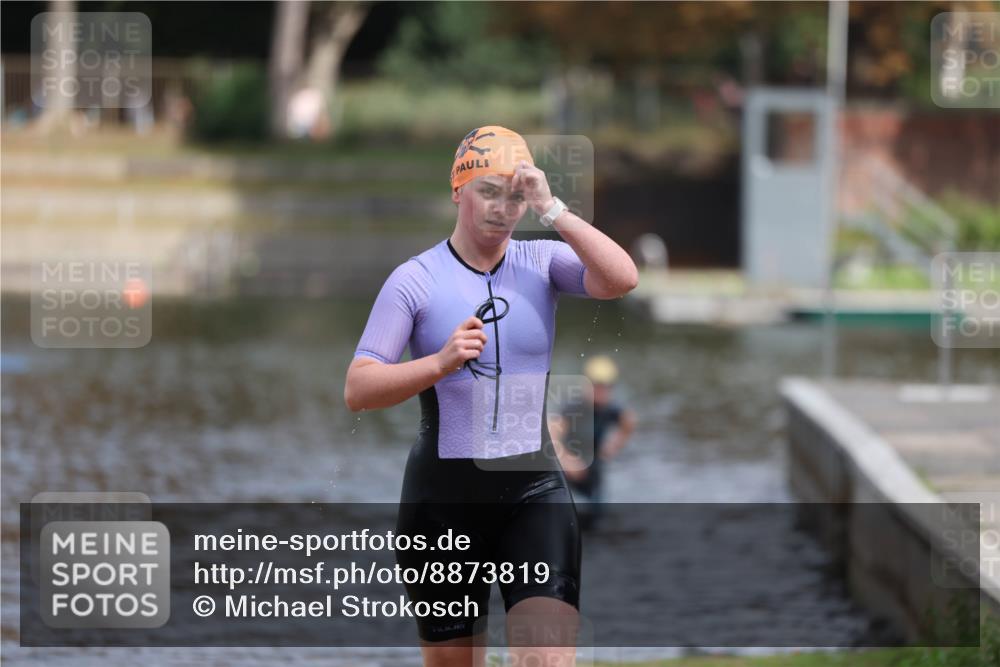 14.09.2025 - Stadtparktriathlon Michael Strokosch http://msf.ph/oto/8873819 14.09.2025 12:17:13 Schwimmen 1309 meine-sportfotos.de
