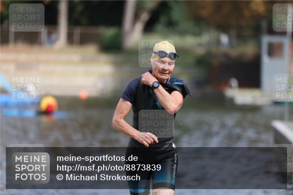 14.09.2025 - Stadtparktriathlon Michael Strokosch http://msf.ph/oto/8873839 14.09.2025 12:17:28 Schwimmen 1276 meine-sportfotos.de