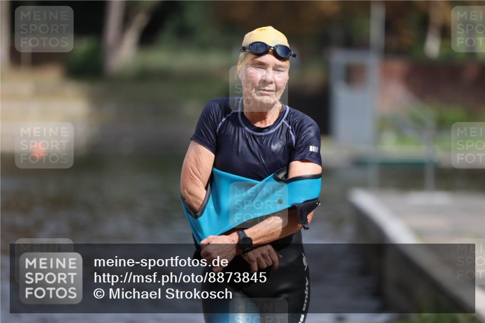 14.09.2025 - Stadtparktriathlon Michael Strokosch http://msf.ph/oto/8873845 14.09.2025 12:17:29 Schwimmen 1276 meine-sportfotos.de