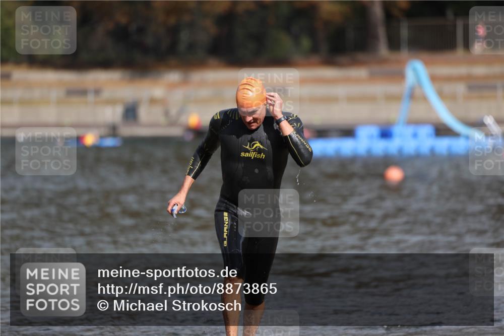14.09.2025 - Stadtparktriathlon Michael Strokosch http://msf.ph/oto/8873865 14.09.2025 12:28:19 Schwimmen 1383 meine-sportfotos.de