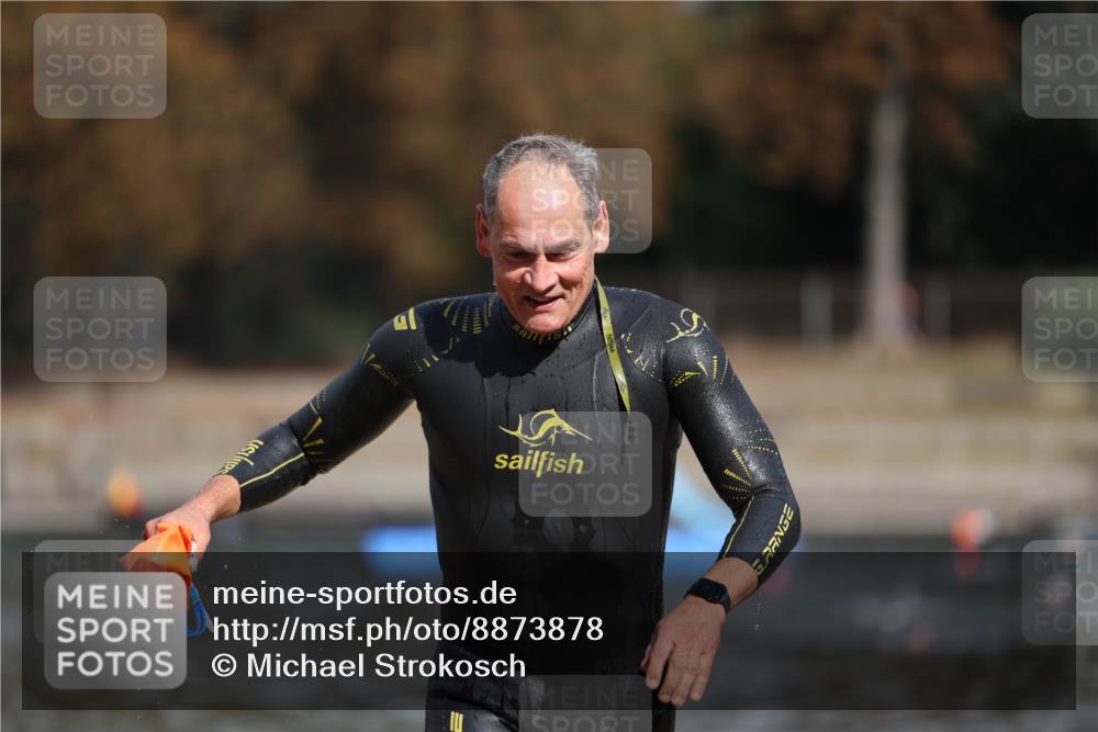 14.09.2025 - Stadtparktriathlon Michael Strokosch http://msf.ph/oto/8873878 14.09.2025 12:28:22 Schwimmen 1383 meine-sportfotos.de