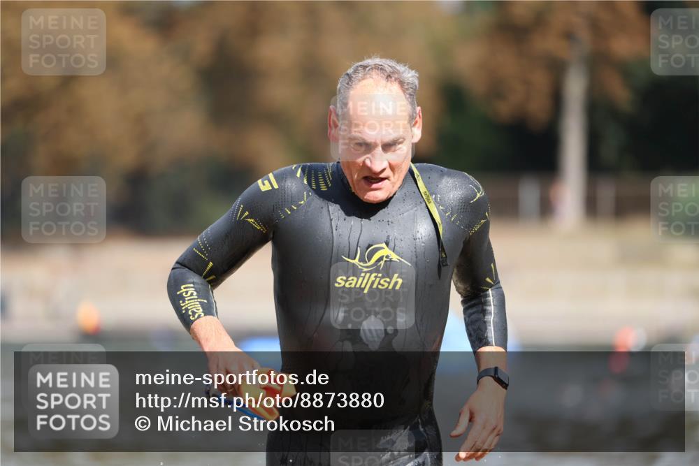 14.09.2025 - Stadtparktriathlon Michael Strokosch http://msf.ph/oto/8873880 14.09.2025 12:28:23 Schwimmen 1383 meine-sportfotos.de