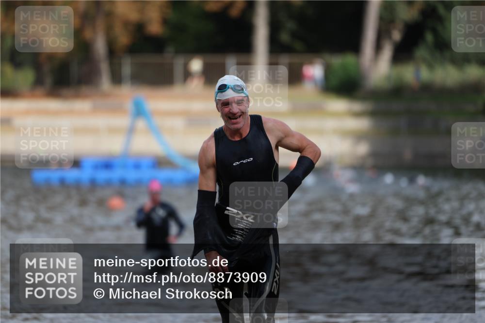14.09.2025 - Stadtparktriathlon Michael Strokosch http://msf.ph/oto/8873909 14.09.2025 12:29:00 Schwimmen 1417 meine-sportfotos.de