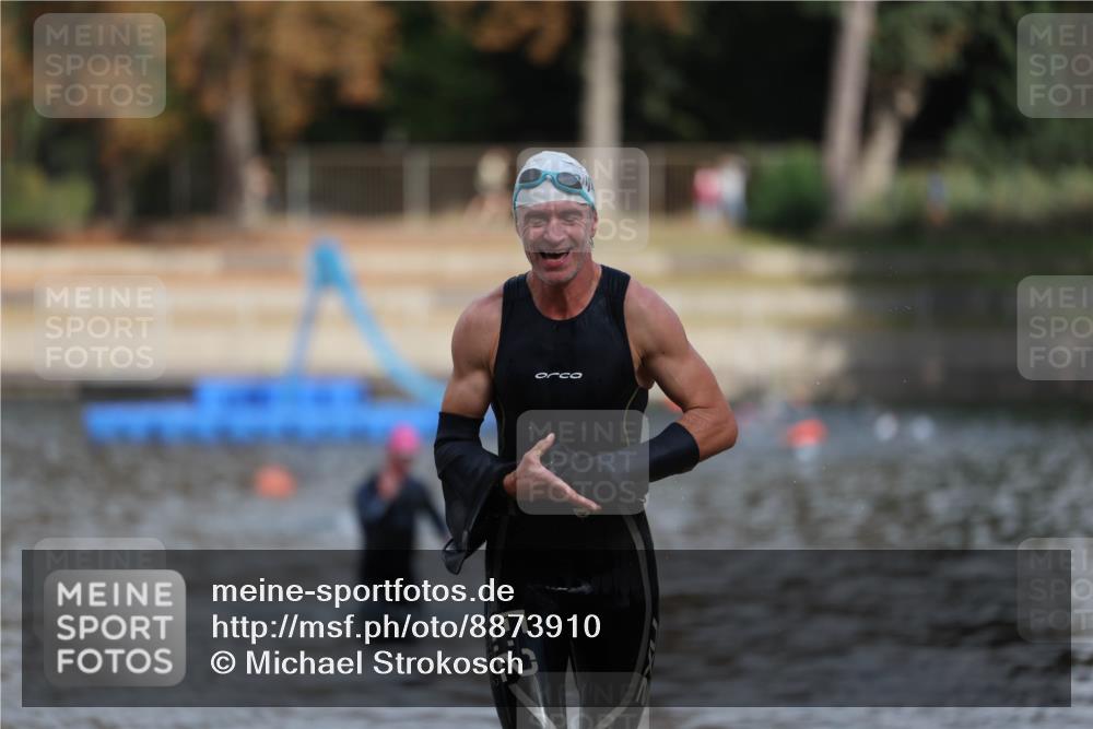 14.09.2025 - Stadtparktriathlon Michael Strokosch http://msf.ph/oto/8873910 14.09.2025 12:29:00 Schwimmen 1417 meine-sportfotos.de