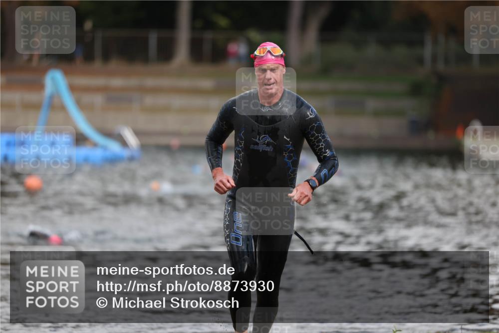 14.09.2025 - Stadtparktriathlon Michael Strokosch http://msf.ph/oto/8873930 14.09.2025 12:29:12 Schwimmen 1353 meine-sportfotos.de
