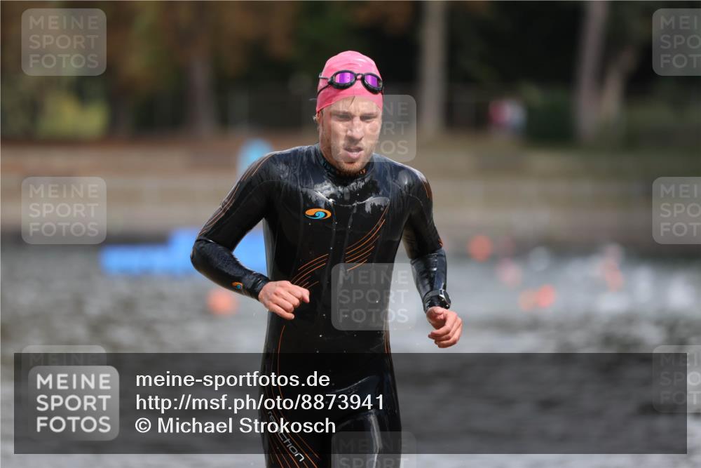 14.09.2025 - Stadtparktriathlon Michael Strokosch http://msf.ph/oto/8873941 14.09.2025 12:29:26 Schwimmen 1419 meine-sportfotos.de