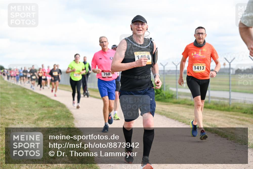 14.09.2025 - Airport Race Dr. Thomas Lammeyer http://msf.ph/oto/8873942 14.09.2025 12:18:40 Laufen 768, 1424, 1413 meine-sportfotos.de
