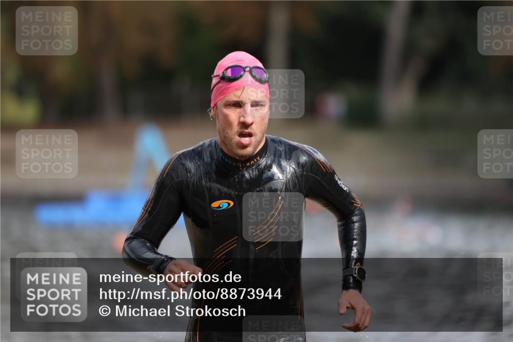 14.09.2025 - Stadtparktriathlon Michael Strokosch http://msf.ph/oto/8873944 14.09.2025 12:29:26 Schwimmen 1419 meine-sportfotos.de