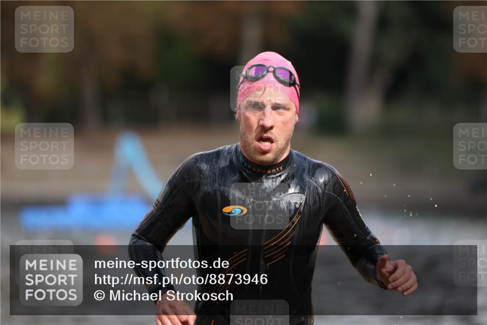 14.09.2025 - Stadtparktriathlon Michael Strokosch http://msf.ph/oto/8873946 14.09.2025 12:29:26 Schwimmen 1419 meine-sportfotos.de