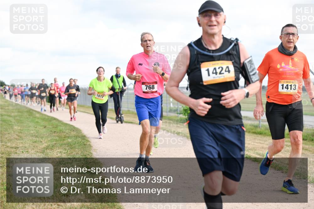 14.09.2025 - Airport Race Dr. Thomas Lammeyer http://msf.ph/oto/8873950 14.09.2025 12:18:41 Laufen 1872, 768, 1424, 1413 meine-sportfotos.de