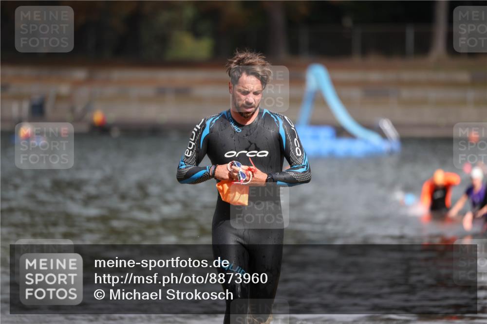 14.09.2025 - Stadtparktriathlon Michael Strokosch http://msf.ph/oto/8873960 14.09.2025 12:29:48 Schwimmen 1377 meine-sportfotos.de