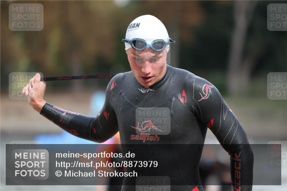 14.09.2025 - Stadtparktriathlon Michael Strokosch http://msf.ph/oto/8873979 14.09.2025 12:30:04 Schwimmen 1339, 1373, 1382, 1400, 1411 meine-sportfotos.de