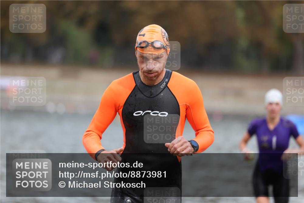14.09.2025 - Stadtparktriathlon Michael Strokosch http://msf.ph/oto/8873981 14.09.2025 12:30:09 Schwimmen 1339, 1373, 1380, 1382, 1400 meine-sportfotos.de