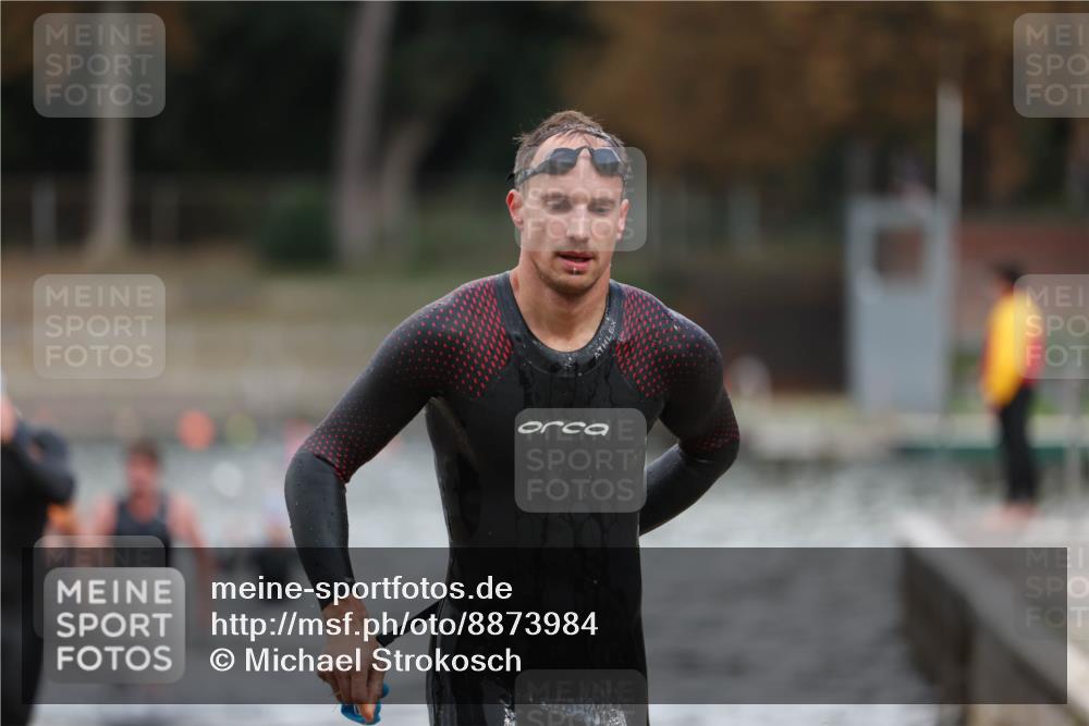 14.09.2025 - Stadtparktriathlon Michael Strokosch http://msf.ph/oto/8873984 14.09.2025 12:30:11 Schwimmen 1339, 1355, 1373, 1380, 1382, 1400 meine-sportfotos.de