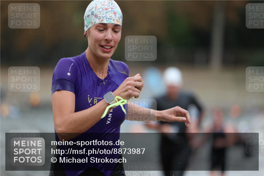 14.09.2025 - Stadtparktriathlon Michael Strokosch http://msf.ph/oto/8873987 14.09.2025 12:30:12 Schwimmen 1339, 1355, 1373, 1380, 1382, 1400 meine-sportfotos.de