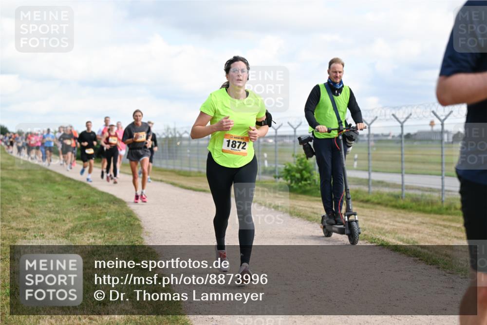 14.09.2025 - Airport Race Dr. Thomas Lammeyer http://msf.ph/oto/8873996 14.09.2025 12:18:43 Laufen 1872 meine-sportfotos.de