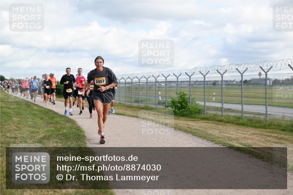 14.09.2025 - Airport Race Dr. Thomas Lammeyer http://msf.ph/oto/8874030 14.09.2025 12:18:45 Laufen 09, 2057 meine-sportfotos.de