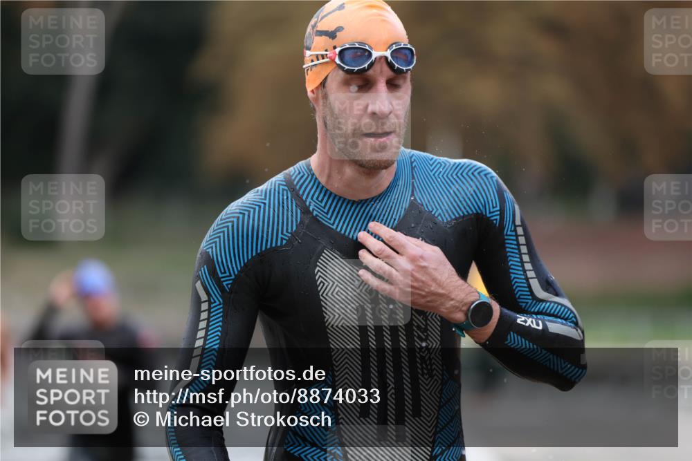 14.09.2025 - Stadtparktriathlon Michael Strokosch http://msf.ph/oto/8874033 14.09.2025 12:30:31 Schwimmen 1351, 1385, 1391, 1399, 1415 meine-sportfotos.de