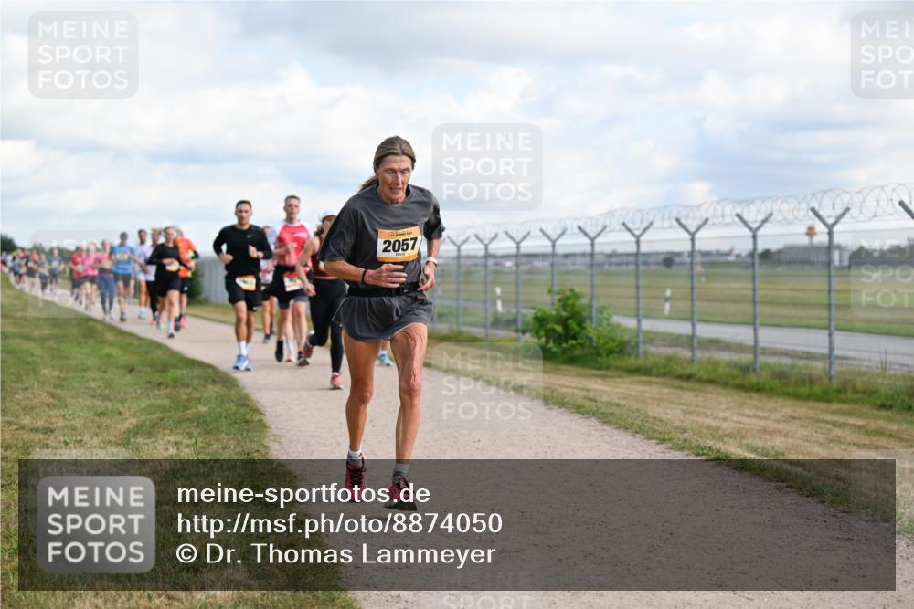 14.09.2025 - Airport Race Dr. Thomas Lammeyer http://msf.ph/oto/8874050 14.09.2025 12:18:46 Laufen 2057 meine-sportfotos.de