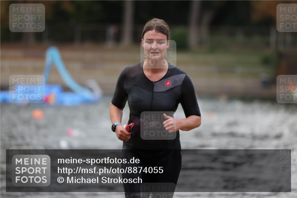 14.09.2025 - Stadtparktriathlon Michael Strokosch http://msf.ph/oto/8874055 14.09.2025 12:30:55 Schwimmen 1322 meine-sportfotos.de