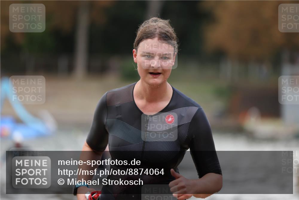 14.09.2025 - Stadtparktriathlon Michael Strokosch http://msf.ph/oto/8874064 14.09.2025 12:30:56 Schwimmen 1322 meine-sportfotos.de